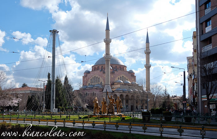 Мечеть Решадие. Эскишехир