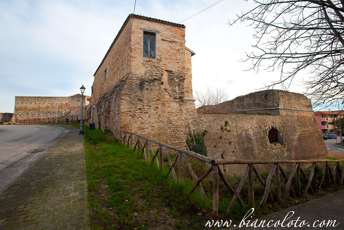 Бастион. Фано