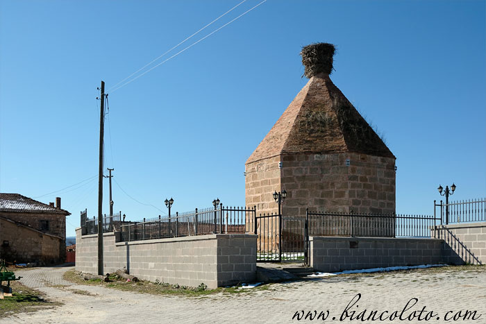 Тюрбе Химмета Баба. Фригийская долина 