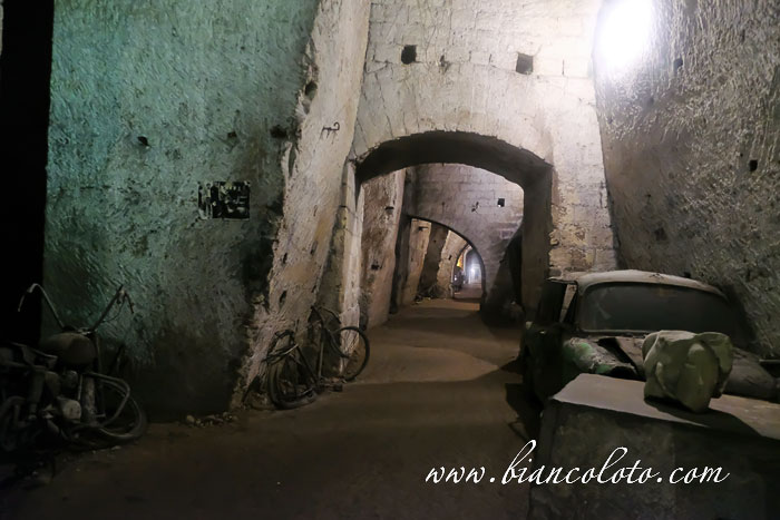 Галерея Бурбонов. Неаполь.