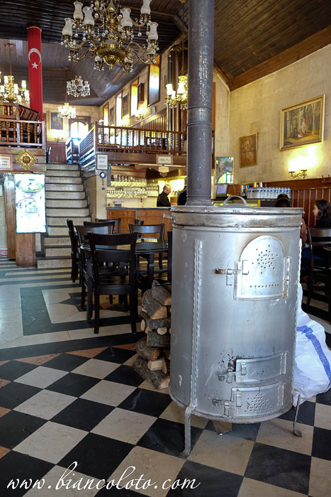 Историческая кофейня «Тахмис»