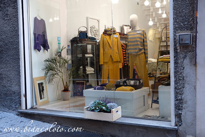 Шопинг в Генуе 