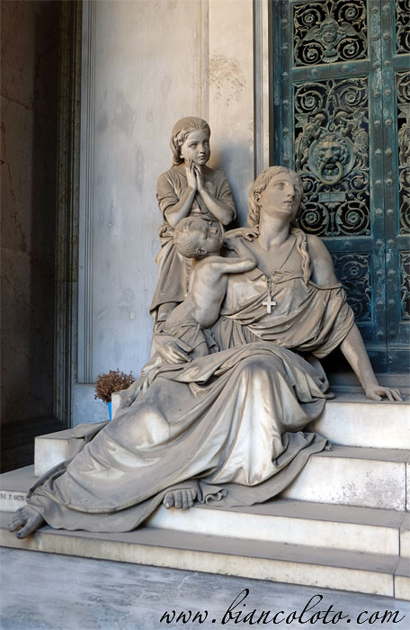 Кладбище Стальено