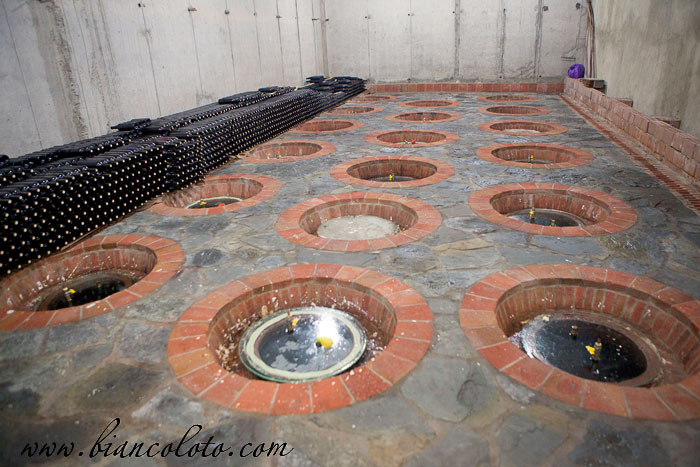 Квеври. Винный погреб Giuaani