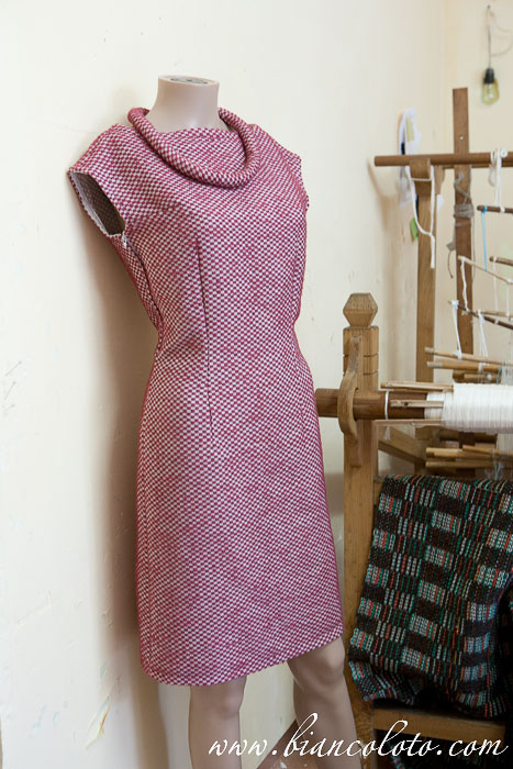 Платье из джинестры