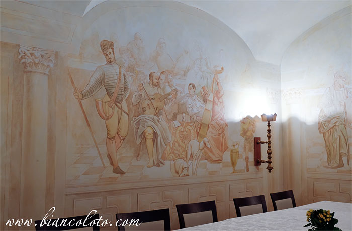 Фрески в столовой. Grand Hotel Trento.