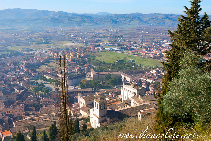 Вид на город (2). Губбио