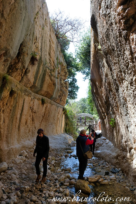 Туннель Веспасиана и Тита в Хатае