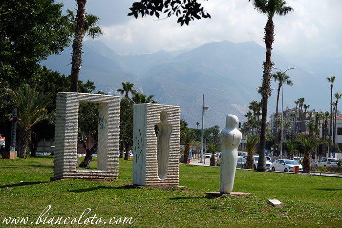 Набережная в Искендеруне