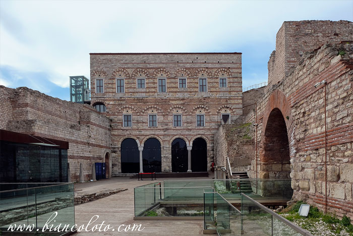 Дворец Текфур