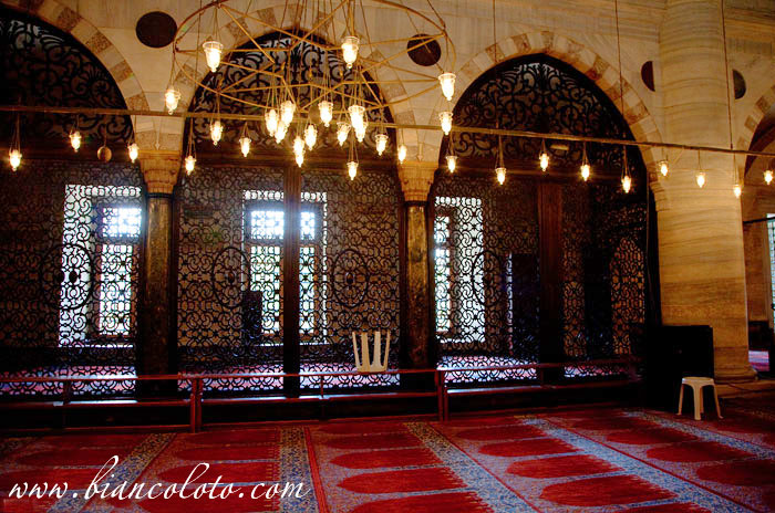  Мечеть Сулеймание 