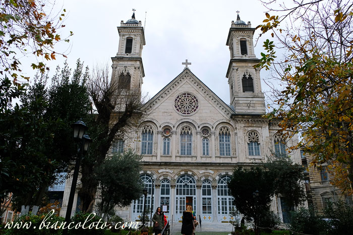 Церковь Святой Троицы. Стамбул