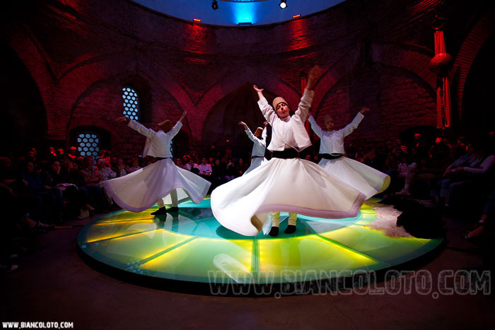 Стамбул, дервиши