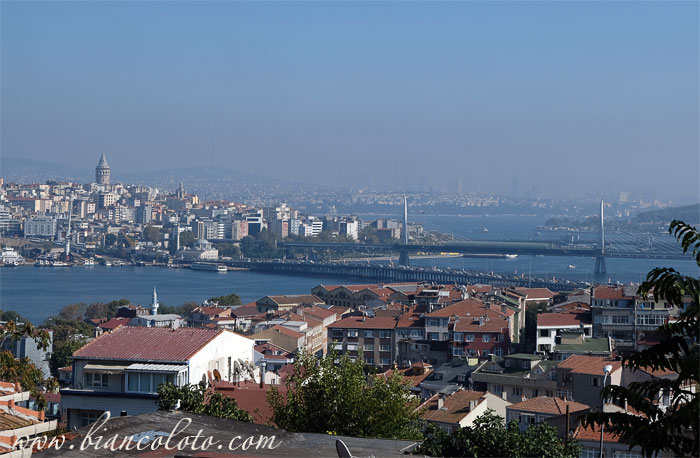 Вид с холма Явуза Султана Селима 