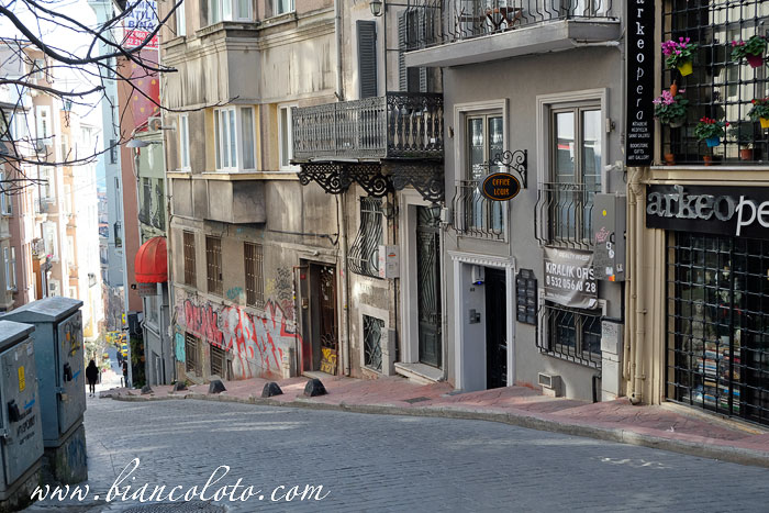 Спуск в Чукурджуме