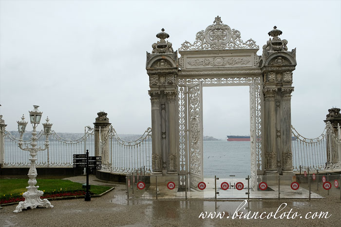 Долмабахче