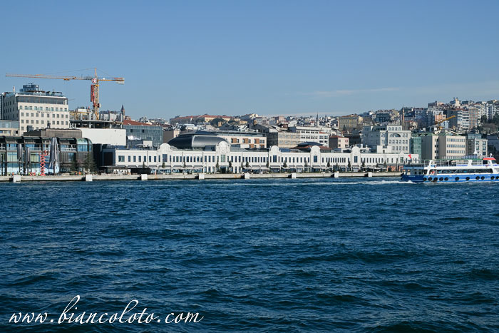 Галатапорт в Стамбуле