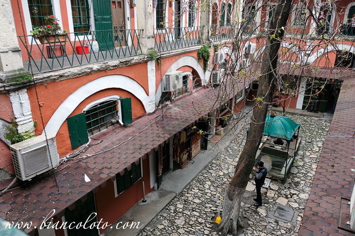 Зинджирли караван-сарай