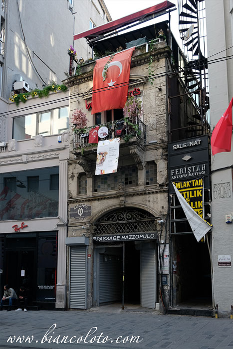 Пасаж Хаззопулос