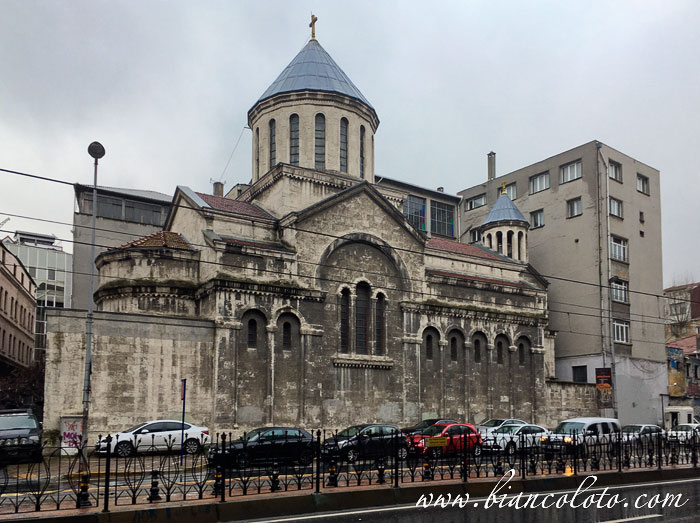 Армянская церковь св. Георгия Просветителя. Каракёй. Стамбул