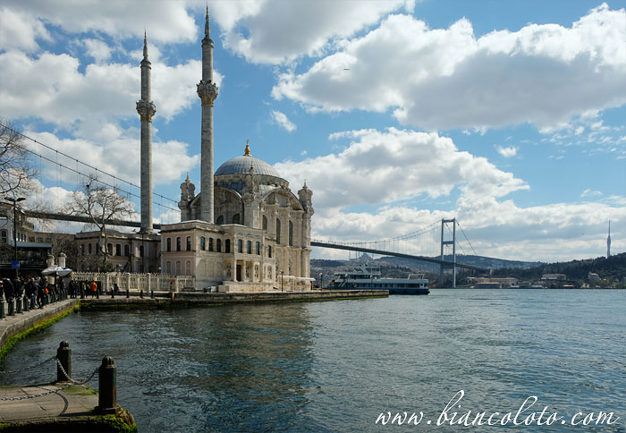 Мечеть Ортакёй