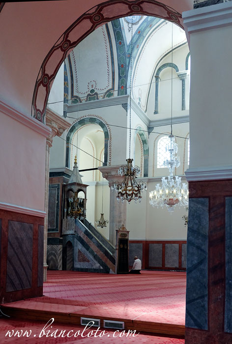 Мечеть Зейрек