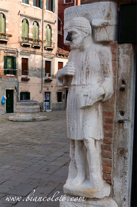  Железный нос Риоба в Венеции