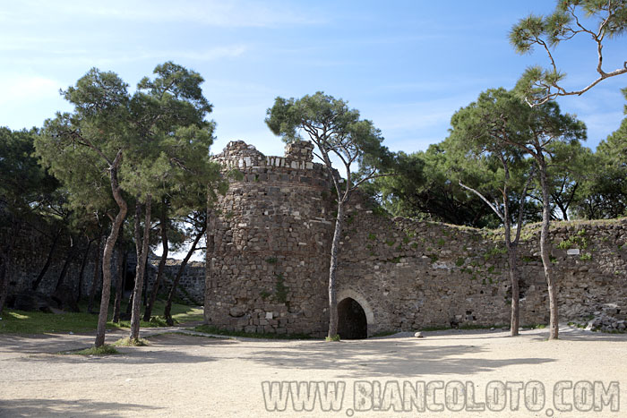 Кадифекале. Измир. Турция.