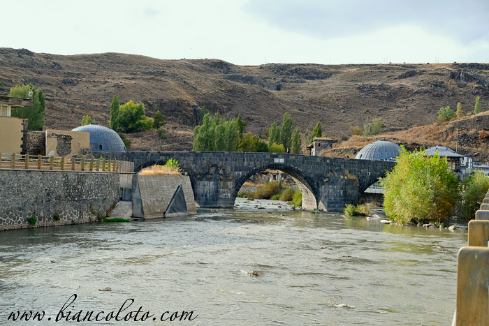 Каменный мост. Карс