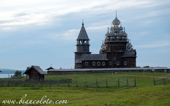 Визуальный эфект на Кижи