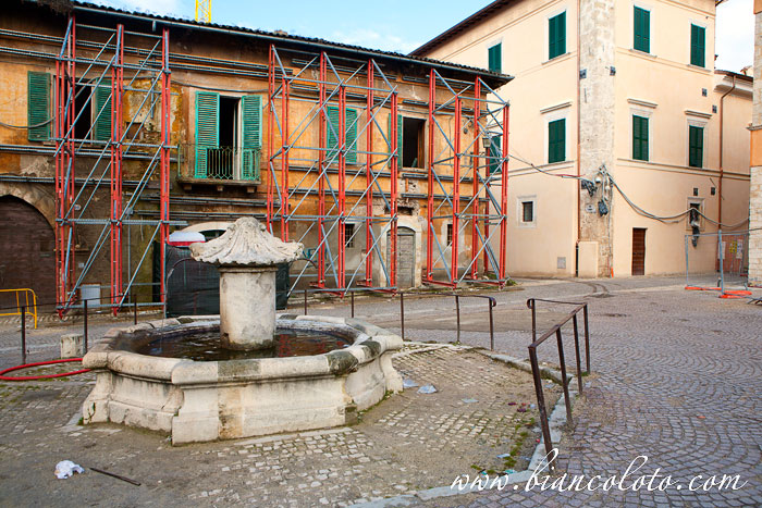 Аквила после землетрясения. Абруццо. Аквила