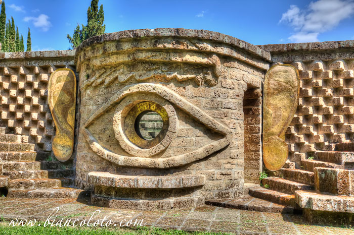 Третий глаз. Ла Скарцуола (La Scarzuola)