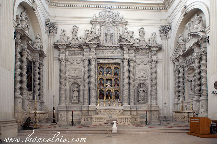 Церковь Сант-Ирене-деи-Театини. Лечче