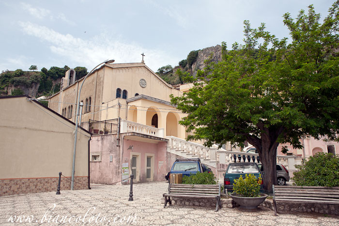 Церковь Святого Николая из Бари. Канноло