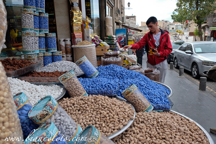 Засахаренный миндаль из Мардина