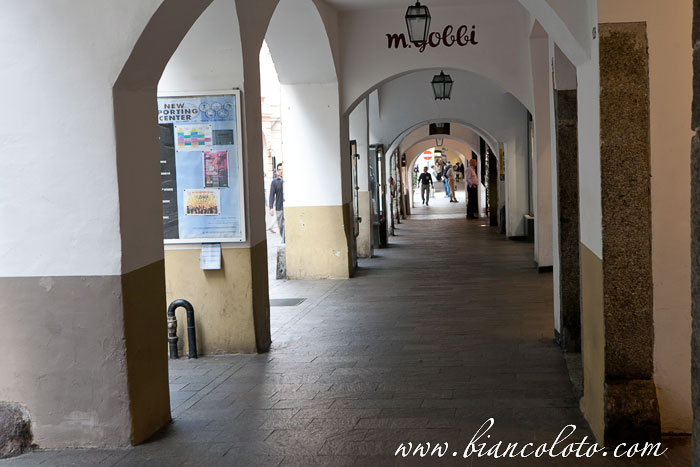 Улица, покрытая портиками. Мерано