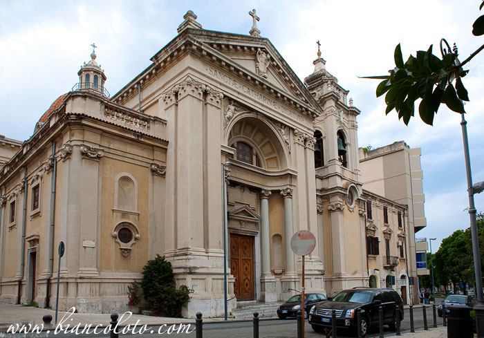 церковь Святой Катерины Вальверде 
