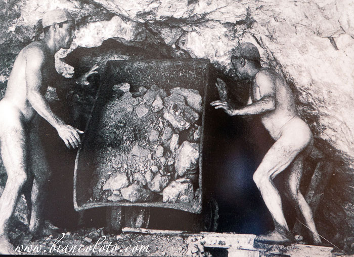 Старая фотография