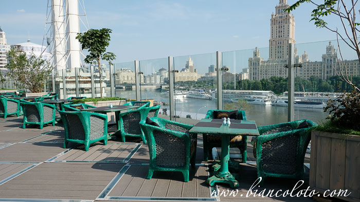 Веранда ресторана Казбек