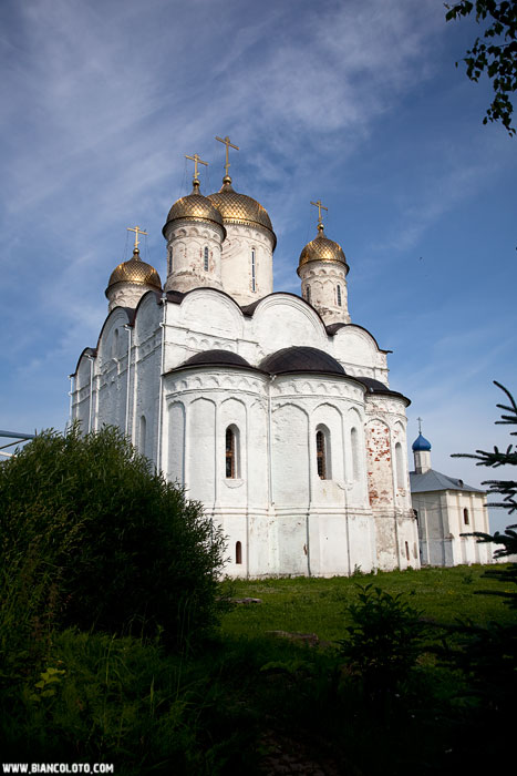 Лужецкий монастырь