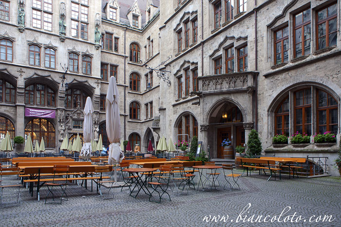 Двор Ратуши. Мюнхен