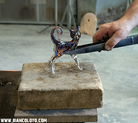 Мастер за работой. 