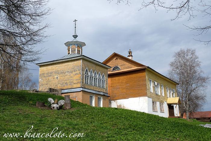 Часовня Флора и Лавра.