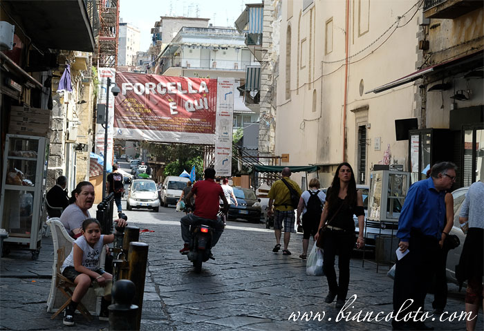 Форчелла (Forcella): старый Неаполь