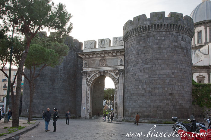 Porte di Napoli