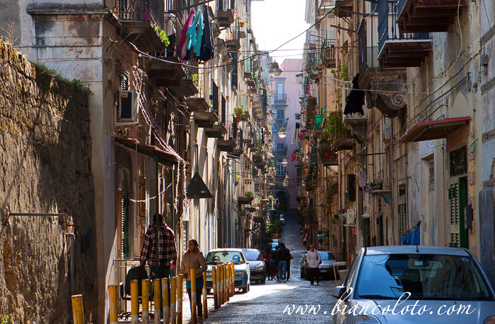 Район Санита'. Неаполь