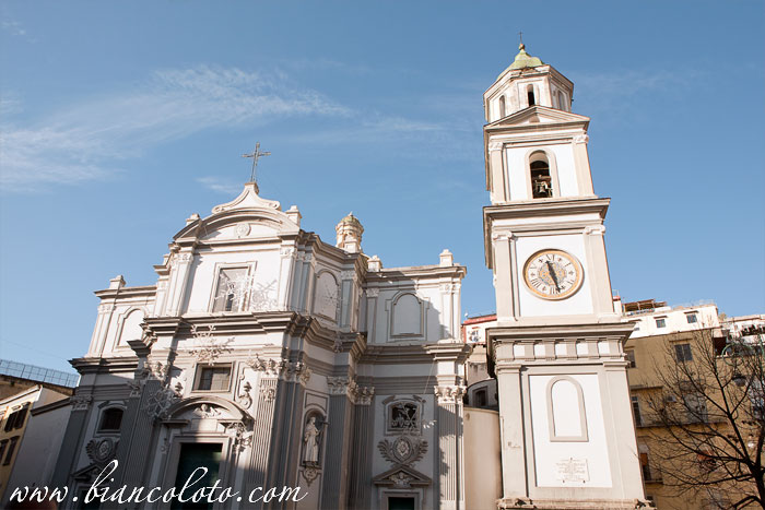 Базилика Санта Мария-делла-Санита. Неаполь