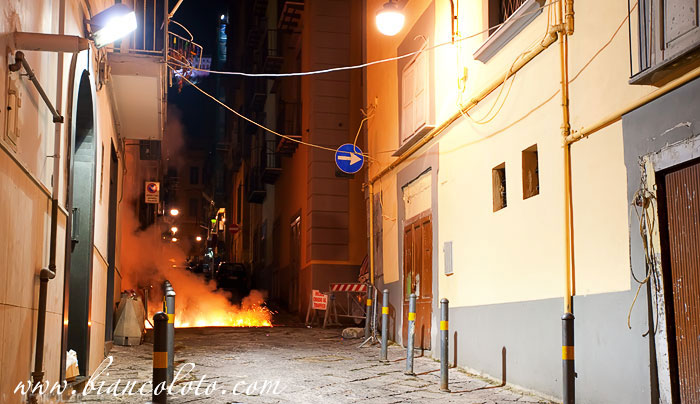 Испанские кварталы - Quartieri Spagnoli. Неаполь