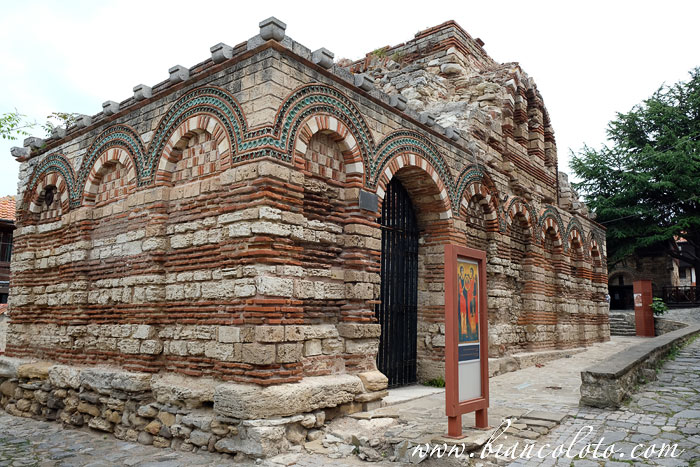 Церковь Архангелов Михаила и Гавриила