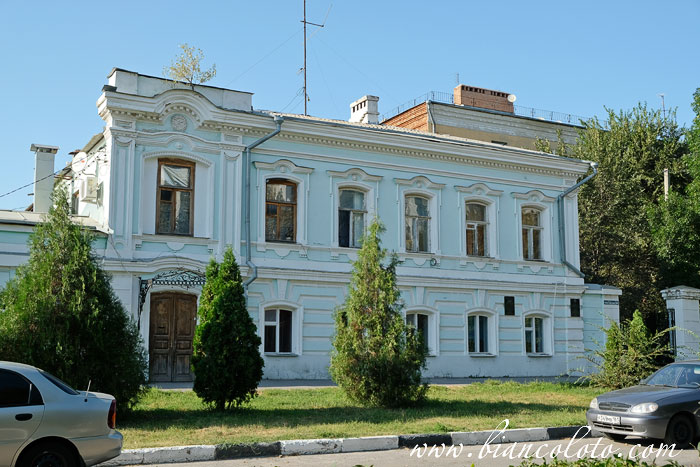 Дом Платова